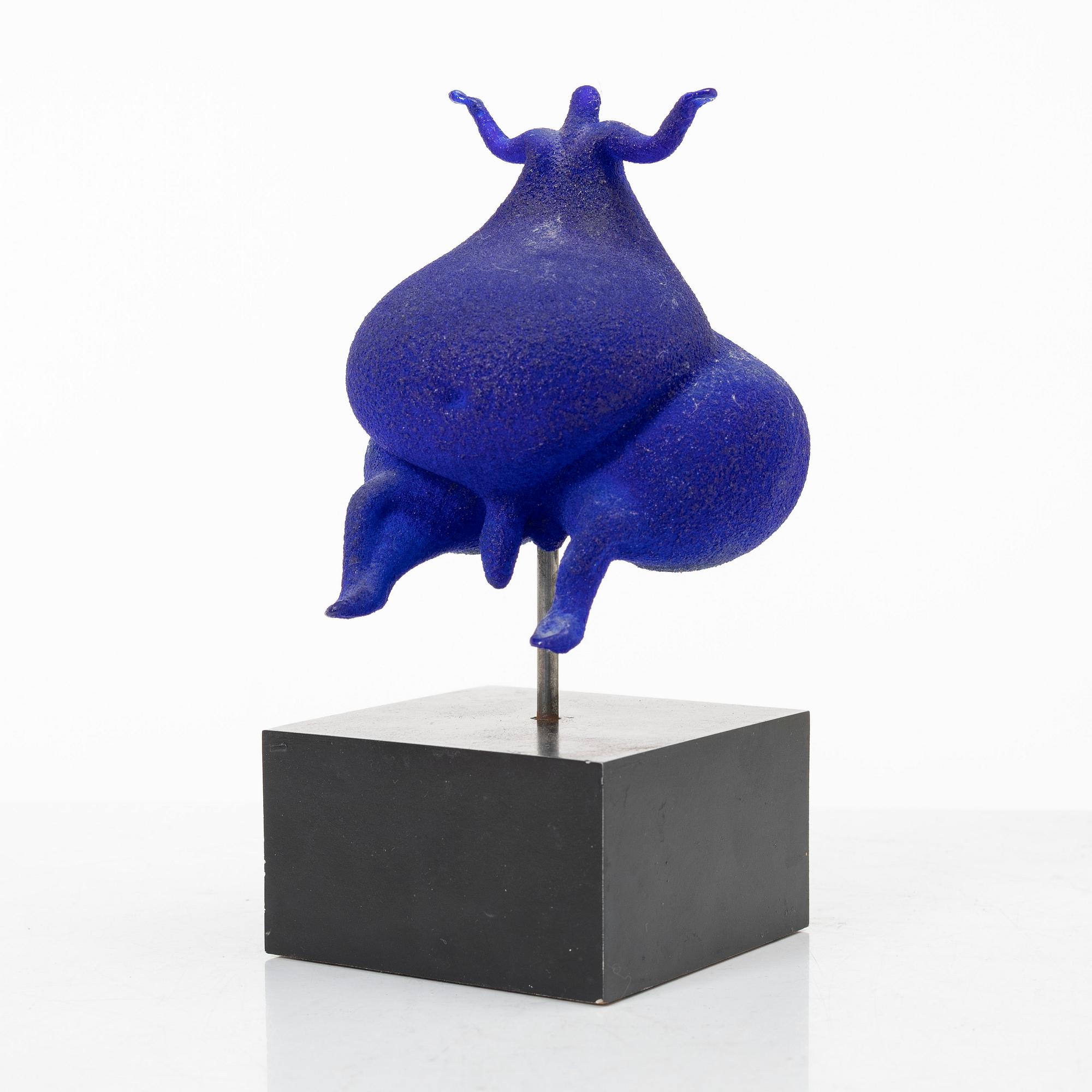 Kjell Engman, a sculpture, 'Blå Folket', Kosta Boda Atelier.