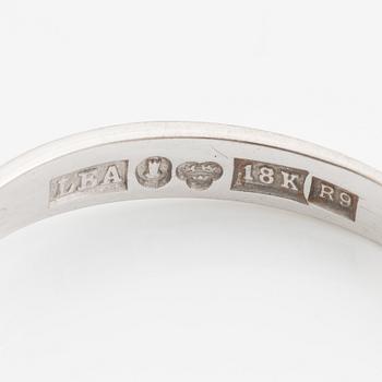 Ring, enstensring, 18K vitguld med rund briljantslipad diamant 1.02 ct.