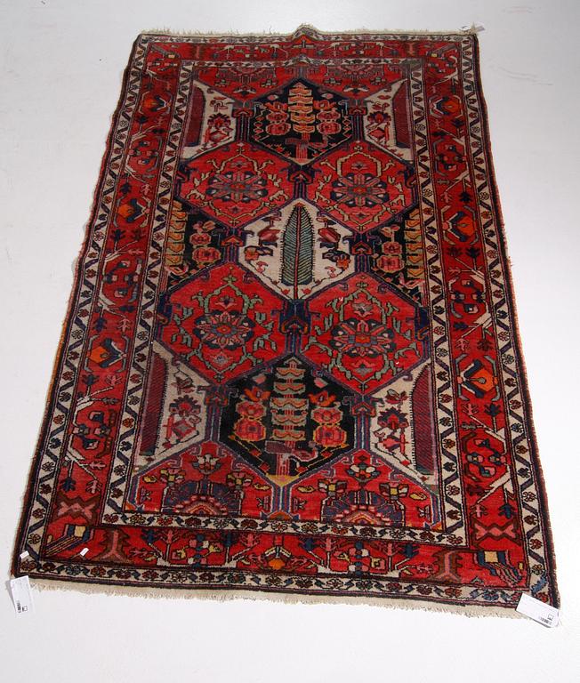 MATTA, orientalisk, 138 x 212.