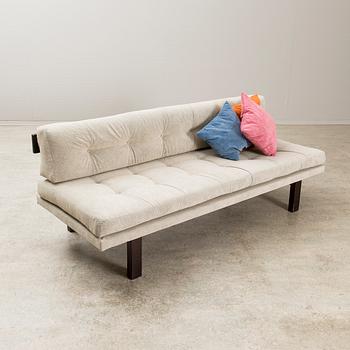 CARL GUSTAF HIORT AF ORNÄS, ETT PAR SOFFOR.