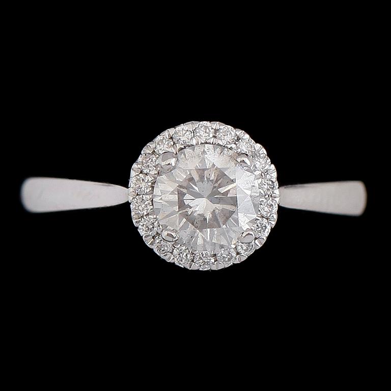 RING, 18 k vitguld, briljantslipade diamanter tot ca 0.86 ct.