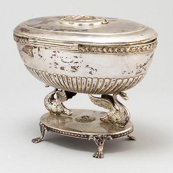 A Swedish Emoire sugar bowl with lid, silver, mark of JOHAN PETTER GRÖNWALL, sockerskrin, silver, Stockholm 1822.