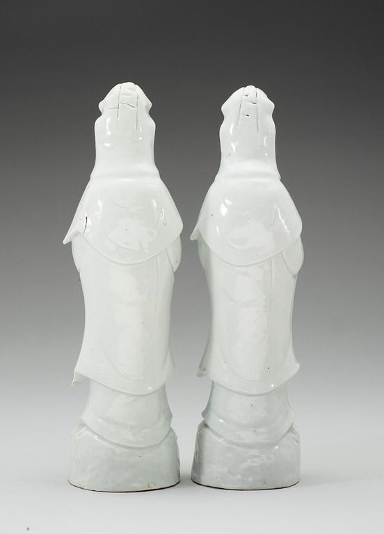 FIGURINER, 2 stycken, blanc de chine. Qing dynastin (1644–1911).