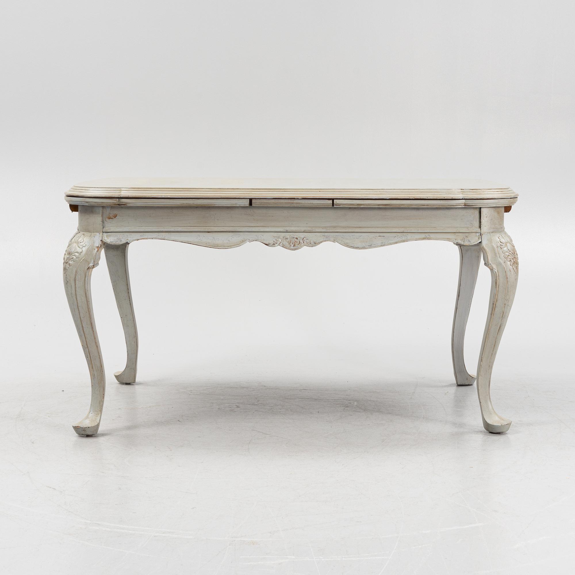 Matbord, rokokostil, 1900-talets första hälft.