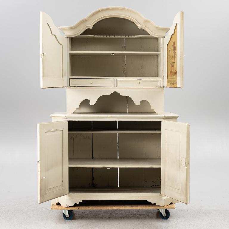 Skåp, omkring 1800.