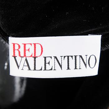 BLUS, Valentino.