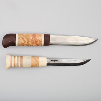 SAMEKNIVAR, 2 st, en märkt Vettasjärvi, 1900-tal.