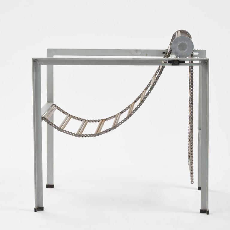 Paolo Pallucco, & Mireille Rivier, fåtölj, "Barba D'Argento", Pallucco, Italien, efter 1986.