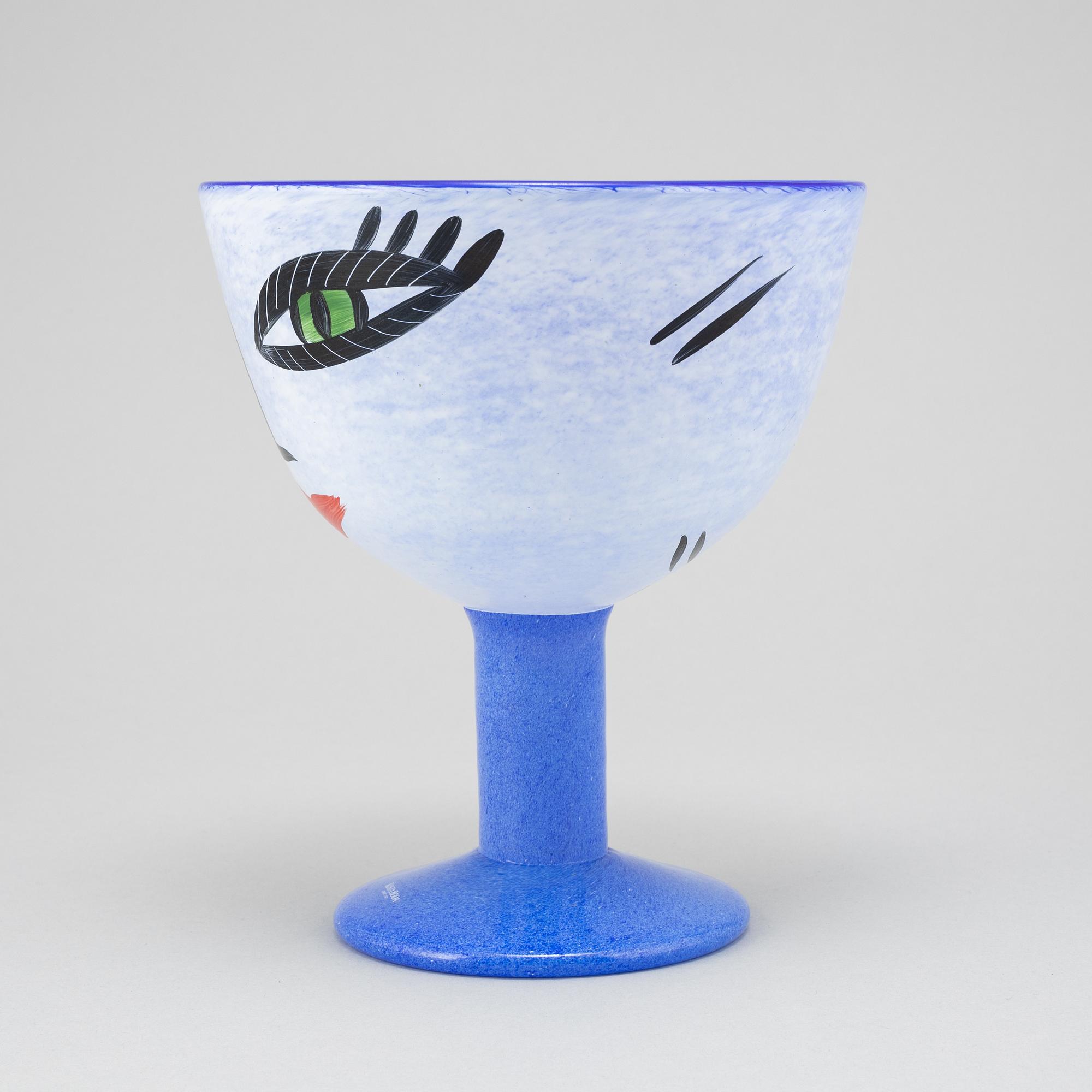 Ulrica Hydman-Vallien, vas, pokal, samt 6 glas, Kosta Boda, signerade.