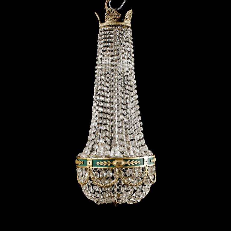 LJUSKRONA, empirestil, 1900-talets första hälft. Höjd ca 85 cm.