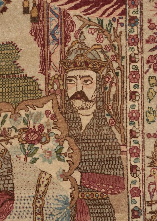 SEMI-ANTIQUE TABRIZ FIGURAL. 203,5 X 143,5 cm.