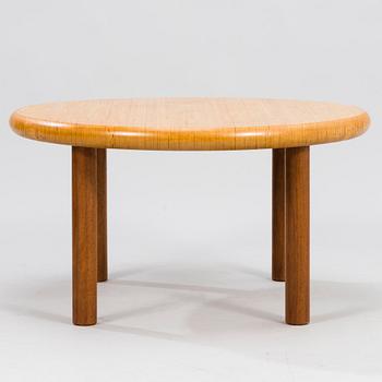 ANTTI NURMESNIEMI, a 1980's coffee table for G. Söderström.