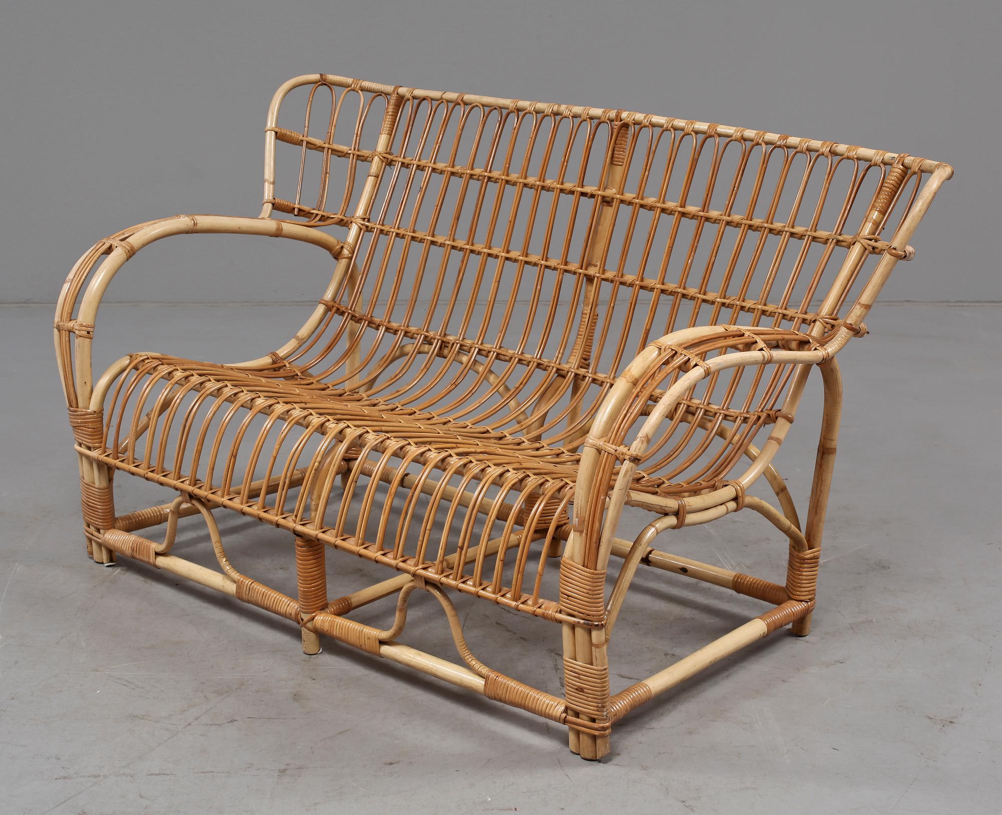 KORGMÖBEL, fyra delar, 1900-tal.