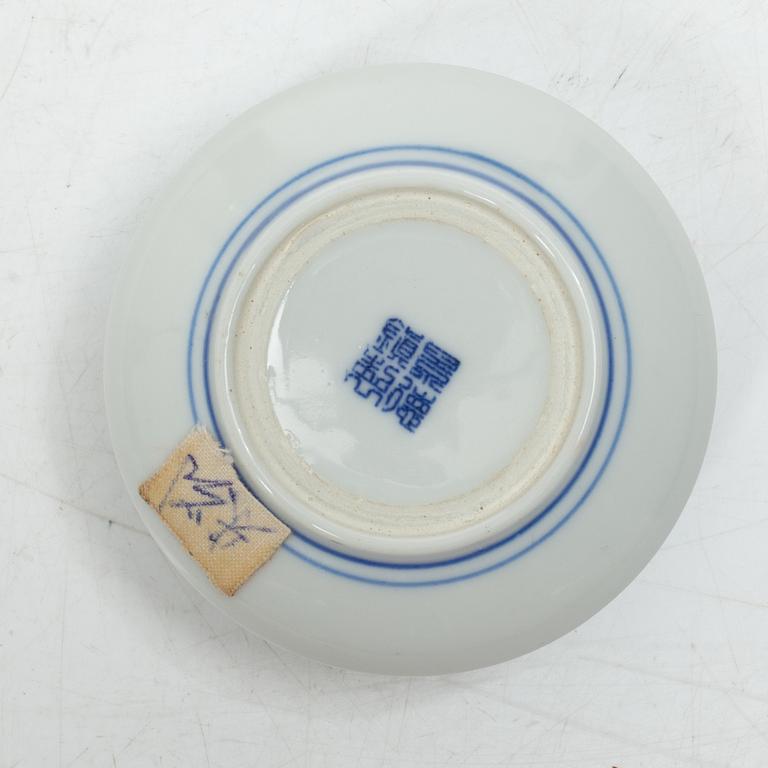 Penselställ med pensel samt ask med sigillvax, Kina, 1900-tal.