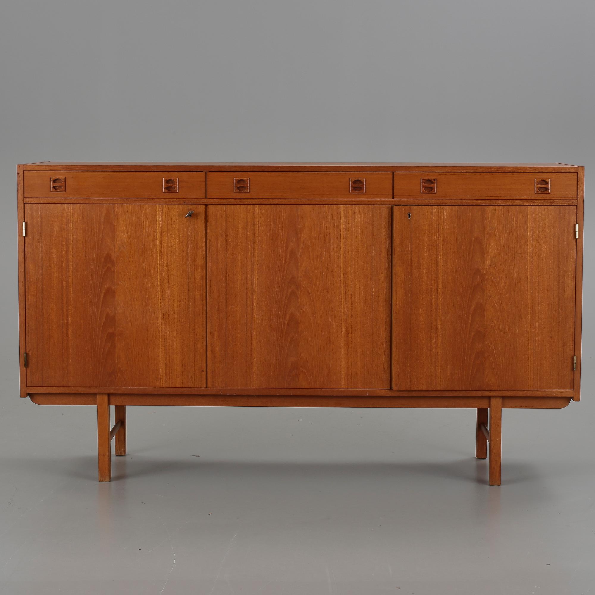 SIDEBOARD, 1960-tal.