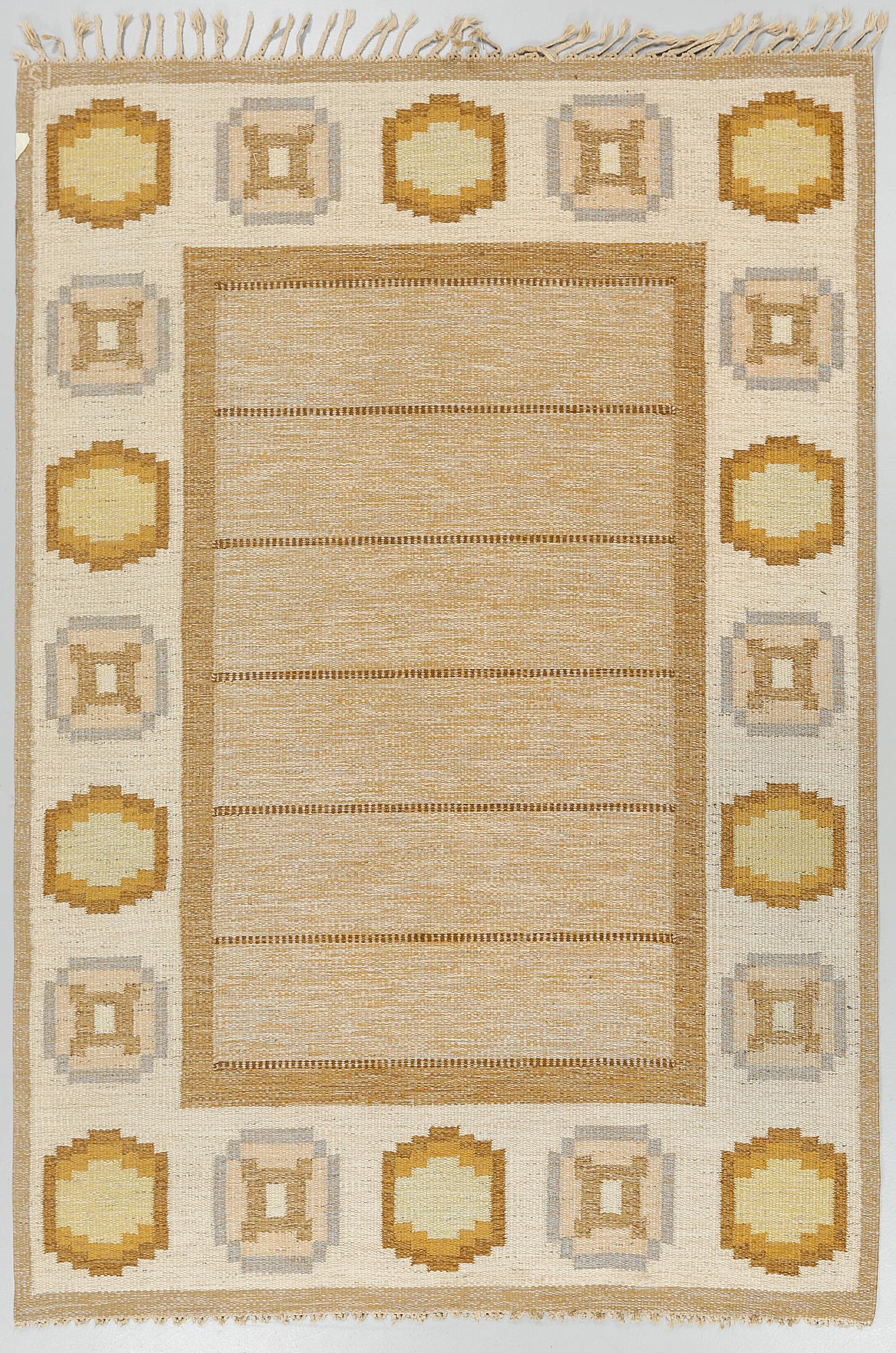 MATTA, rölakan, Ingegerd Silow, monogramsignerad, 230 x 168 cm.