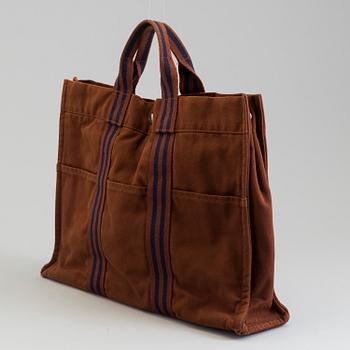 a HERMÈS "Fourre Tout" bag.