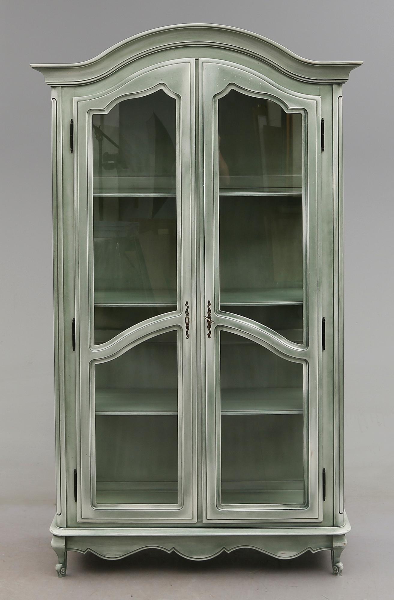 VITRINSKÅP, rokokostil, 1900-talets slut.