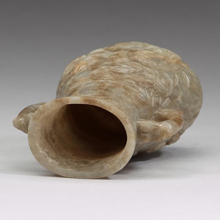 A nephrite vase, Qing dynasty (1644-1912).