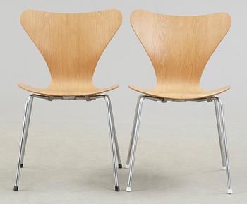 STOLAR, ett par, "Sjuan" Arne Jacobsen, Fritz Hansen.