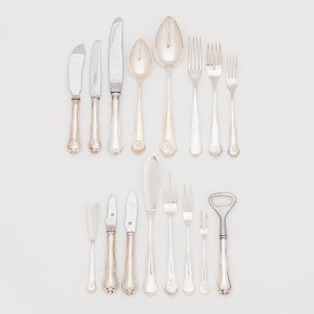A 112-piece set of silver cutlery in lined wooden box, 'Chippendale', Kultakeskus, Hämeenlinna 1951-2006.