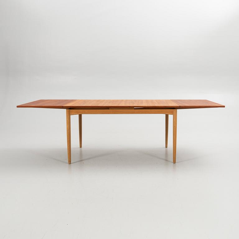 Børge Mogensen, dining table, "Öresund", model 178, mid-20th century.