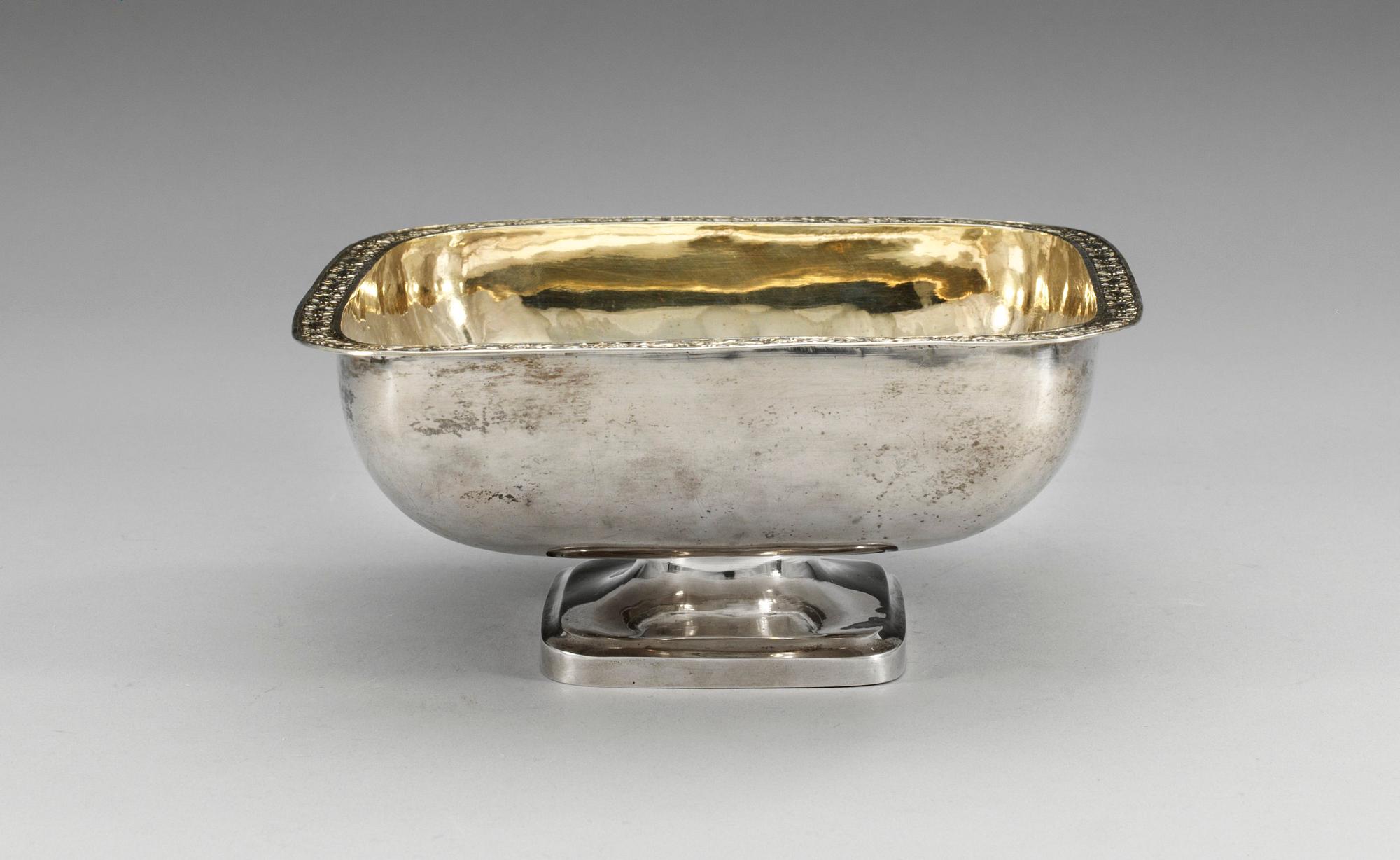 SKÅL på FOT, silver. Moskva 1831.