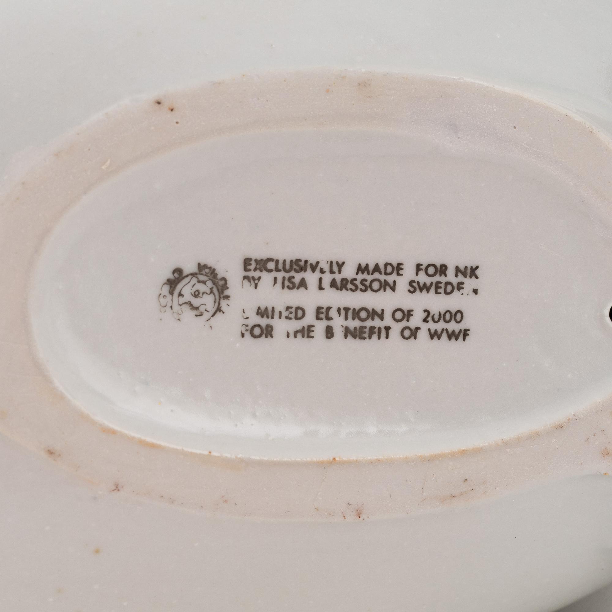 Lisa Larson, figuriner, 3 st, stengods, för NK, Nordiska Kompaniet i samarbete med WWF, Gustavsberg.