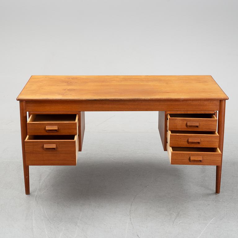 Børge Mogensen, A teak desk, Søborg Möbler, Denmark, 1950's/60's.