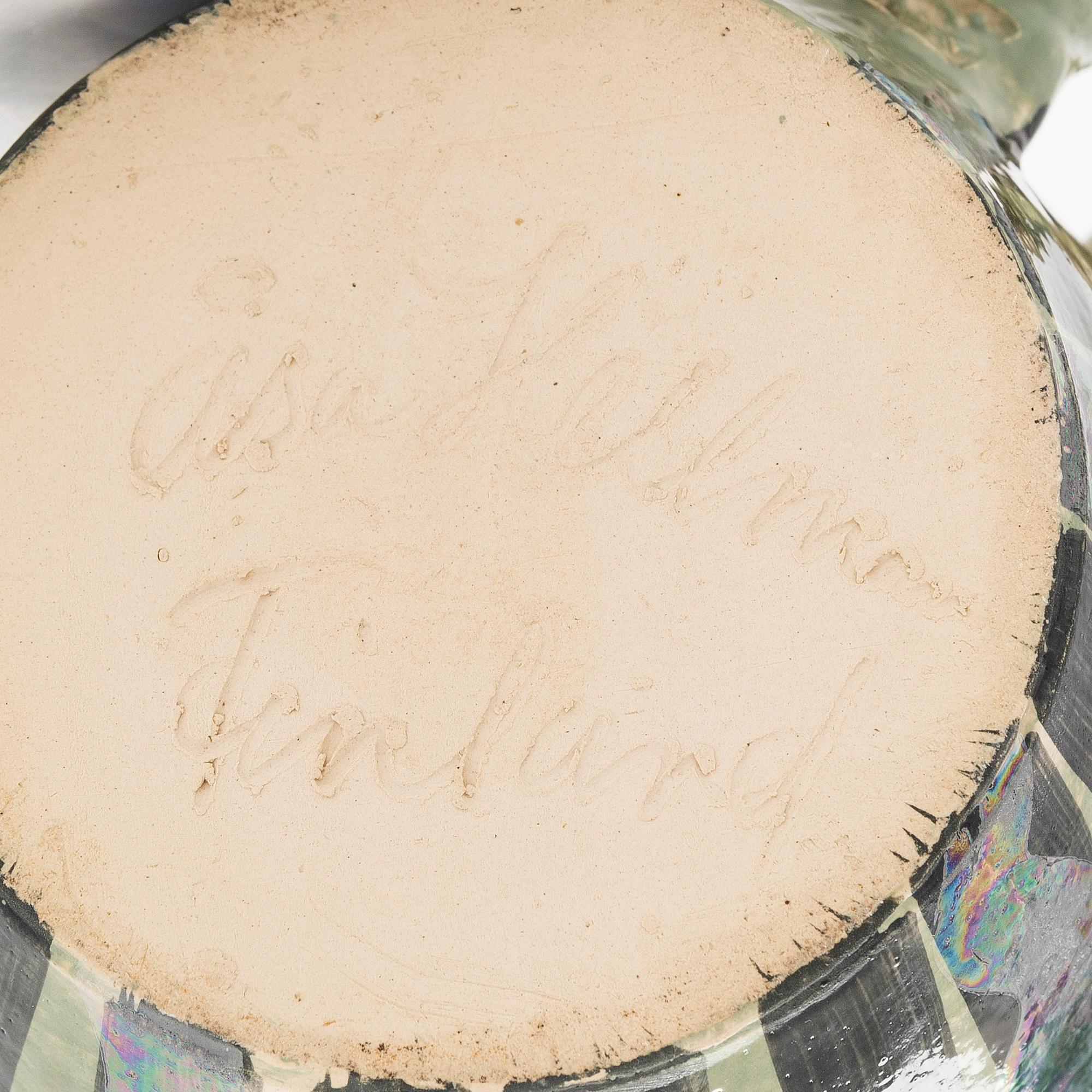 Åsa Hellman, kaadin, keramiikkaa, signeerattu åsa Hellman Finland.