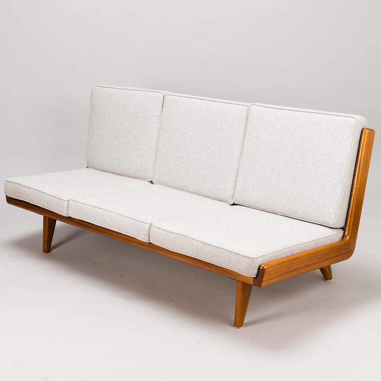 CARL GUSTAF HIORT AF ORNÄS, a mid 20th century 'Studio' sofa for  Puunveisto Oy - Wood work Ltd.