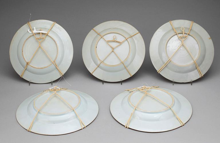 TALLRIKAR, 11 st, olika, porslin, Kina, Qianlong, 1700-tal.