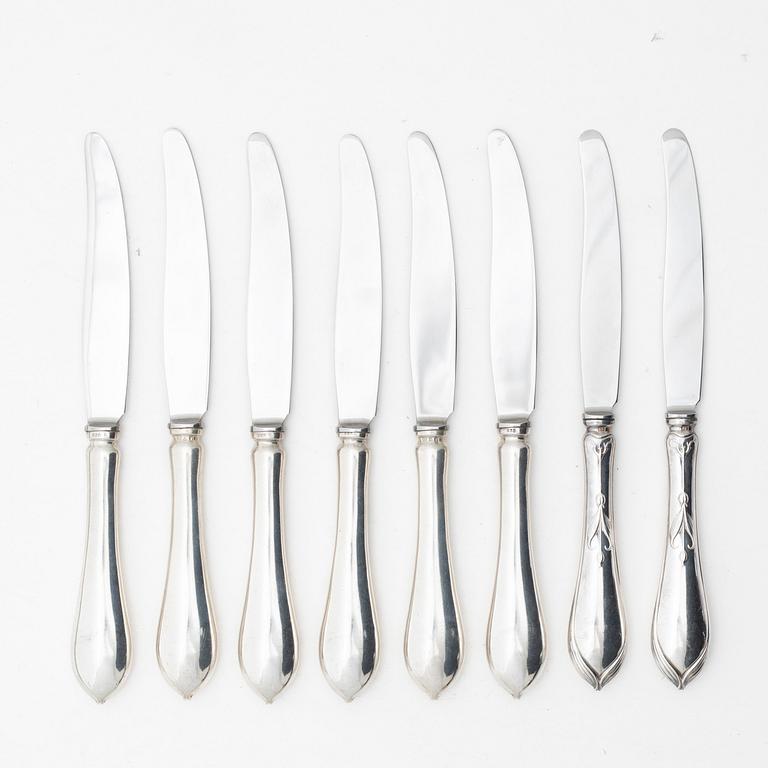 Matknivar, 8 st, silver, modell "Tulpan", bl a K Anderson, Stockholm 1954.