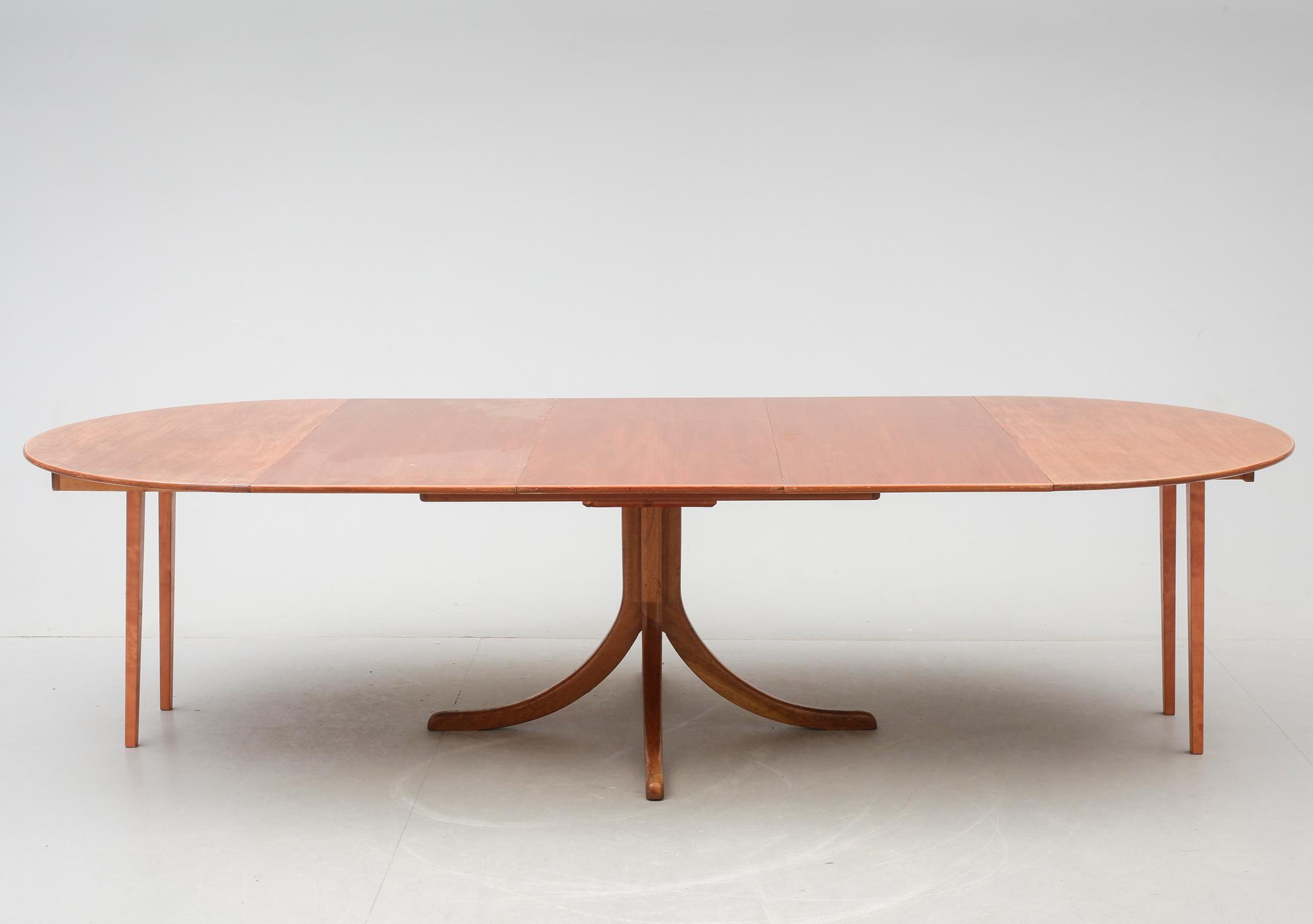 JOSEF FRANK, matbord, Firma Svenskt Tenn, modell 771.
