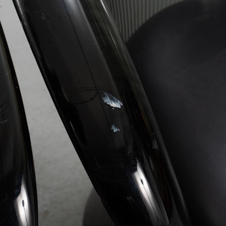 Pierre Paulin, a pair of 'Flower chair' armchiars, Magis.