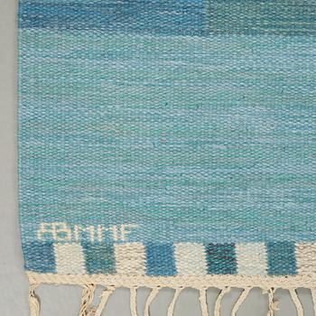 Marianne Richter, MATTA, "Muren, ljusblå", rölakan, ca 217,5 x 136,5 cm, signerad AB MMF MR.