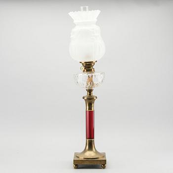 An early 20th century paraffin lamp.