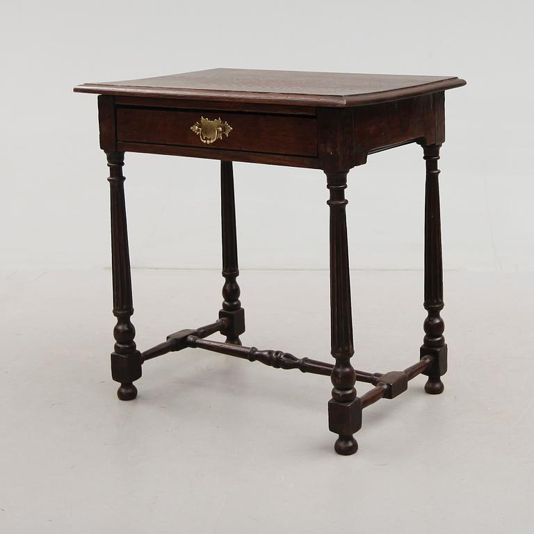 BORD, England, bl a 1700-tal.