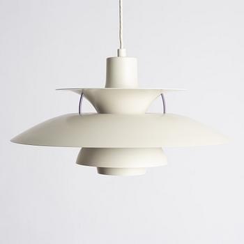 Poul Henningsen, taklampa "PH 5", Louis Poulsen, Danmark.