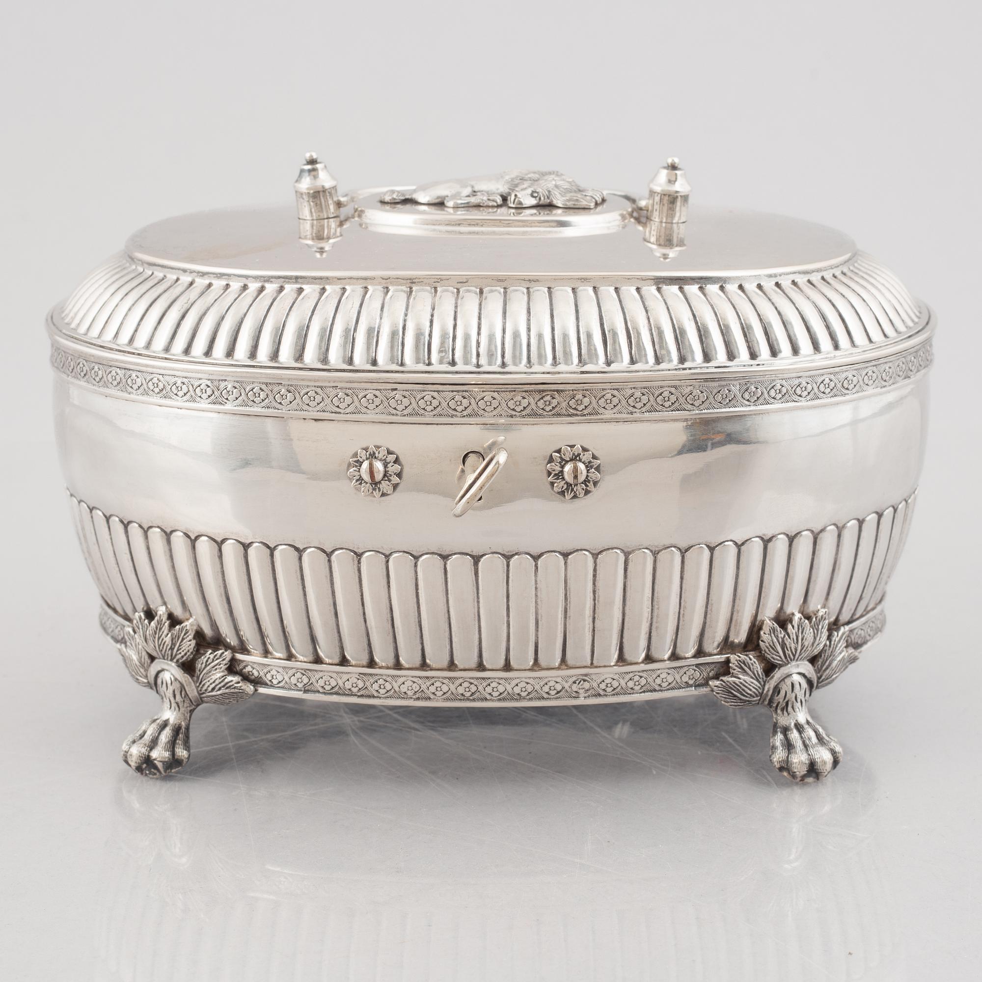 A Swedish silver sugar box, marks of Johan Carlsson, Norrköping 1834.