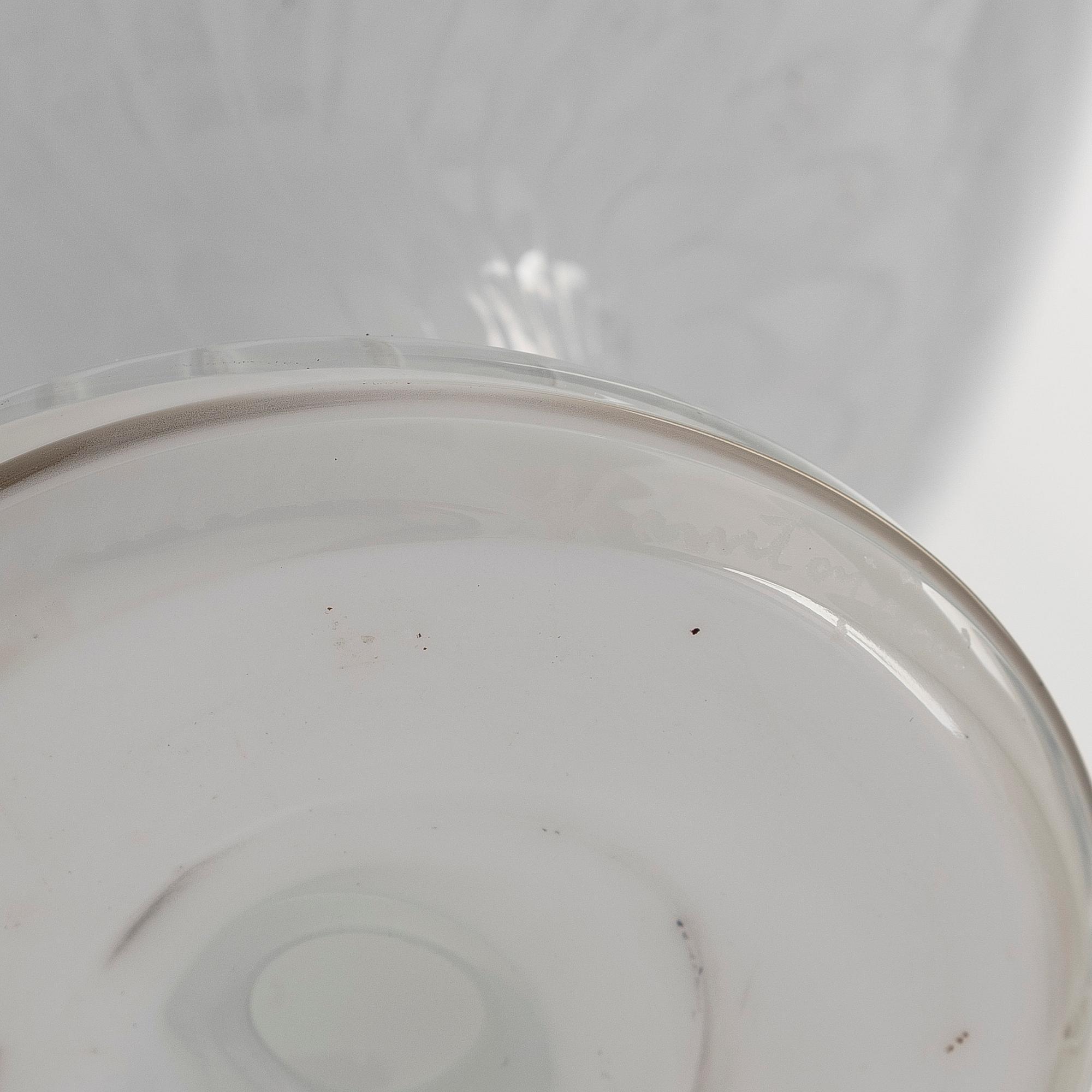 Oiva Toikka, a 'Kieku' glass bird, signed O.Toikka Nuutajärvi.