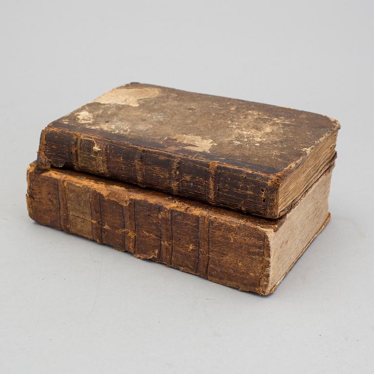 Two cook books from 1795 and 1796.