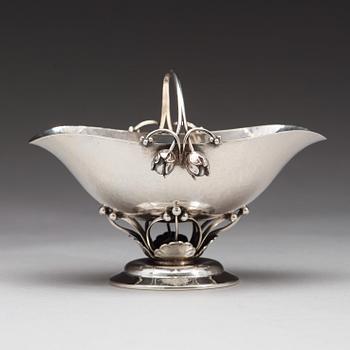 Georg Jensen, a sterling silver bowl, Copenhagen 1919-1927, design o 235B.