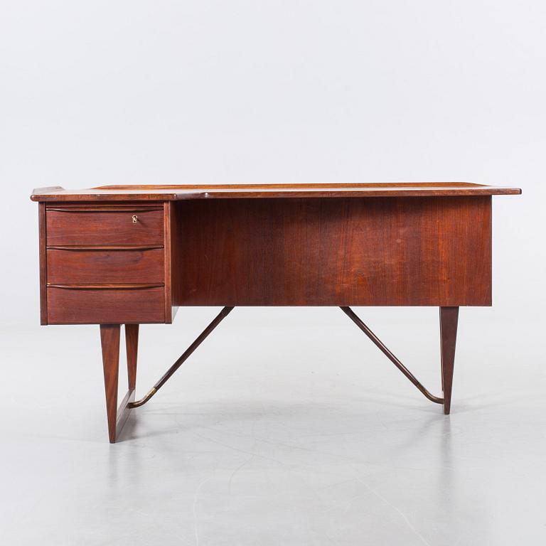 A DANISH PETER LØVIG NIELSEN WRITING DESK.