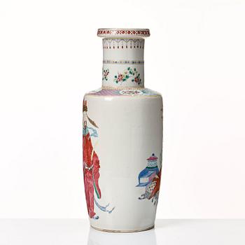 A famille rose roleau vase, late Qing dynasty, 19th Century.