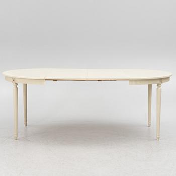 Dining table with six chairs, Gustavian style, second half of the 20th Century.