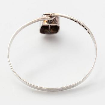 Armring, rökkvarts, silver, Veikko Reinikka, Kalevala Koru, Helsingfors 1960.