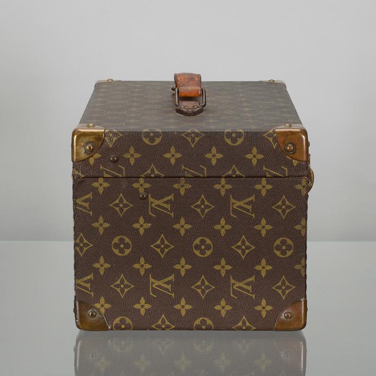 RESEKOFFERT, "Boîte Flacons", Louis Vuitton.