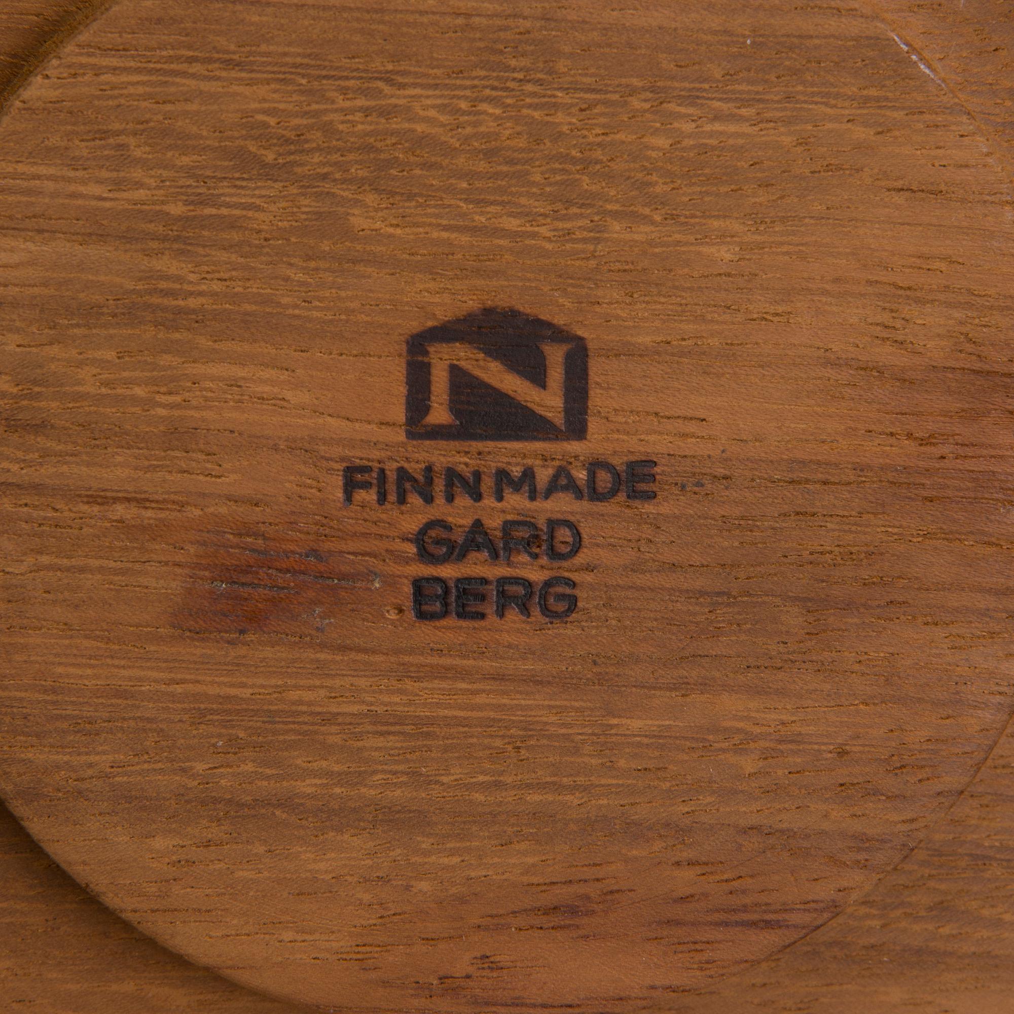 BERTEL GARDBERG, OSTBRICKA, teak, stämplad Finnmade Gardberg, Norrmark slöjd.