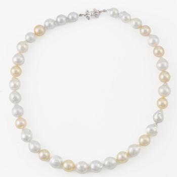 Necklace, 14K white gold with cultured South Sea pearls.